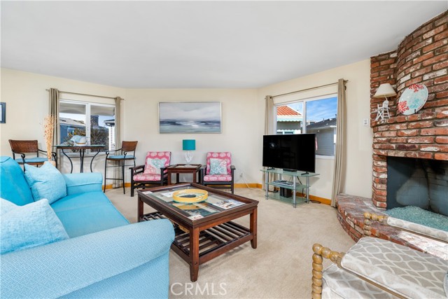 Detail Gallery Image 15 of 27 For 3711 Channel Pl, Newport Beach,  CA 92663 - 2 Beds | 1/1 Baths