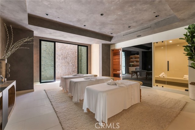 24255 Bridle Trail Road, Hidden Hills CA: https://media.crmls.org/medias/2bf460bc-f3bd-4ca1-8229-57b2d4ee2ed6.jpg