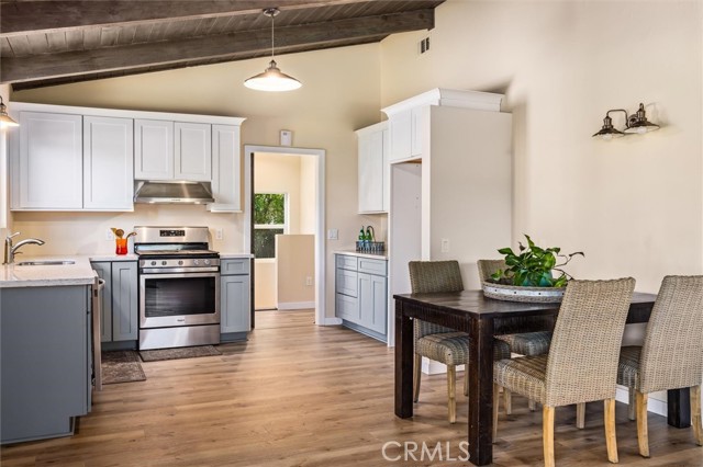 Detail Gallery Image 5 of 35 For 610 Tucker Ave, Paso Robles,  CA 93446 - 3 Beds | 2 Baths