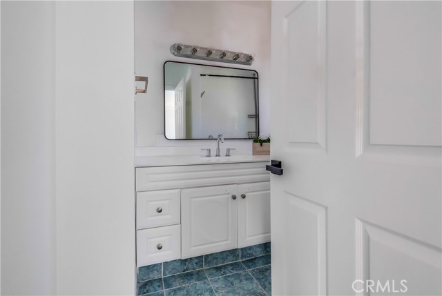 Detail Gallery Image 32 of 39 For 12506 Emelita St, Valley Village,  CA 91607 - 2 Beds | 2 Baths