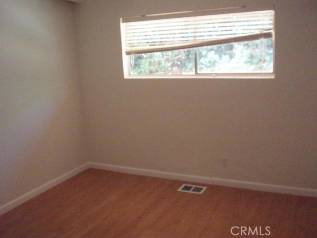Detail Gallery Image 13 of 23 For 22931 Cass Ave, Woodland Hills,  CA 91364 - 3 Beds | 2 Baths