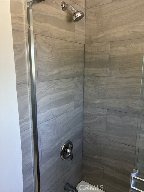 9106 Lev Avenue, Arleta CA: https://media.crmls.org/medias/2bf812e5-0c92-424d-ba91-3dde9c2fffd3.jpg