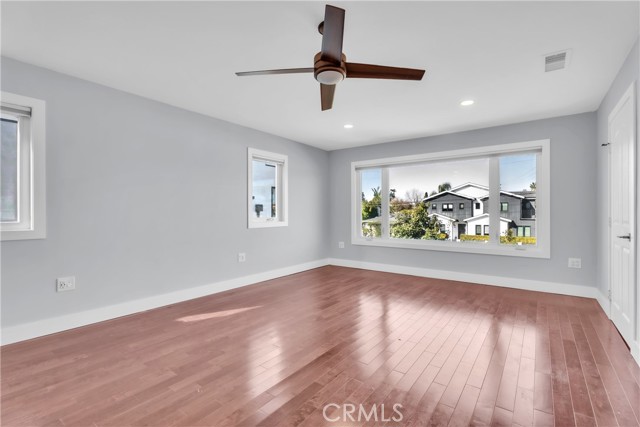 Detail Gallery Image 21 of 32 For 12812 Short, Los Angeles,  CA 90066 - 5 Beds | 3 Baths