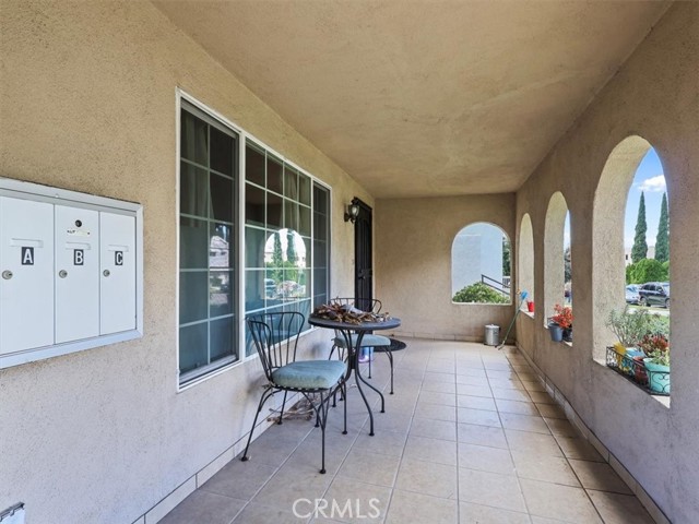 Detail Gallery Image 3 of 39 For 1168 Justin Ave, Glendale,  CA 91201 - – Beds | – Baths