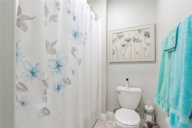1033 Kimbark Avenue, San Bernardino CA: https://media.crmls.org/medias/2bf90d7c-92e4-411d-a523-e2d34866177a.jpg