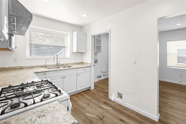 Detail Gallery Image 16 of 32 For 676 W Glenoaks Bld #C,  Glendale,  CA 91202 - 2 Beds | 1 Baths