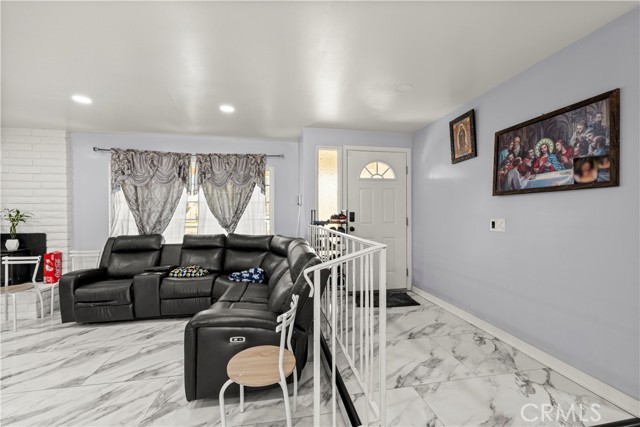 9164 Quincy Avenue, Hesperia CA: https://media.crmls.org/medias/2bfabcc4-6670-4b3a-bc1b-74237bd6ccfc.jpg