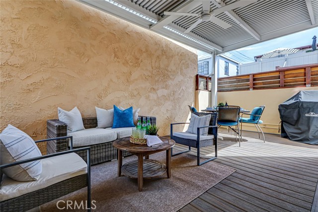 Detail Gallery Image 33 of 75 For 104 Saint Joseph Ave, Long Beach,  CA 90803 - 5 Beds | 3 Baths