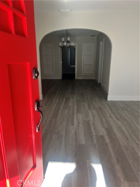 Detail Gallery Image 2 of 21 For 635 Palm, Glendale,  CA 91202 - 3 Beds | 2 Baths