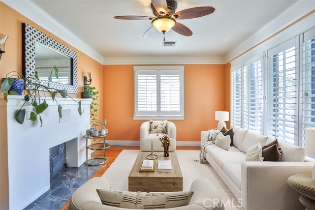 Detail Gallery Image 6 of 44 For 3489 N D St, San Bernardino,  CA 92405 - 2 Beds | 1 Baths