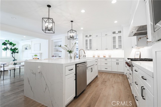 Detail Gallery Image 17 of 39 For 15205 Columbus, Tustin,  CA 92782 - 5 Beds | 4/1 Baths