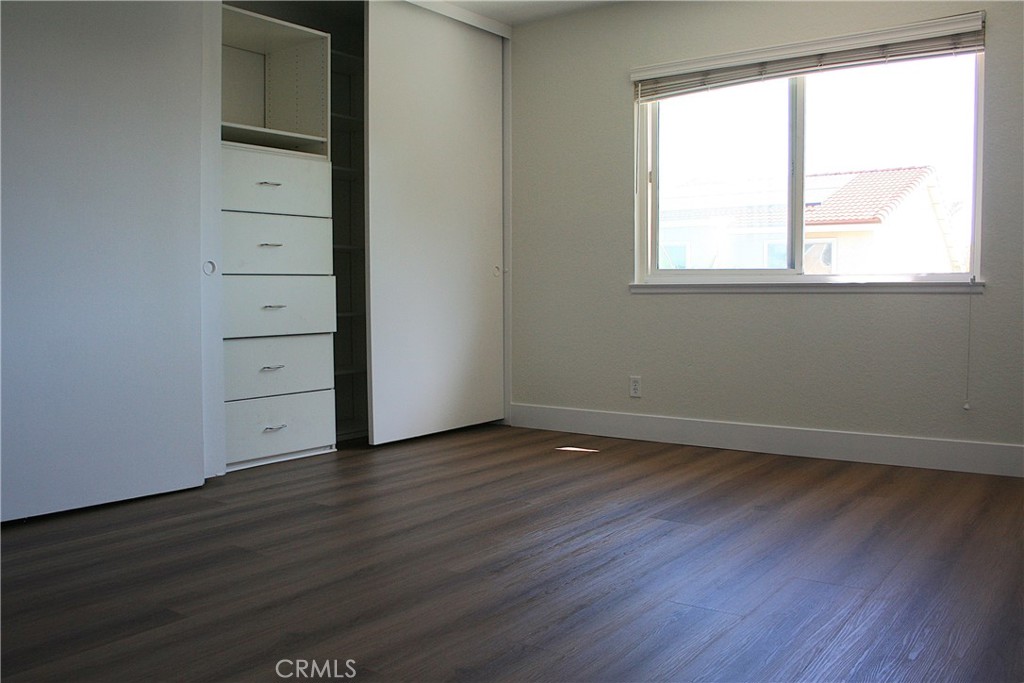 MLS #OC25232275 image #15