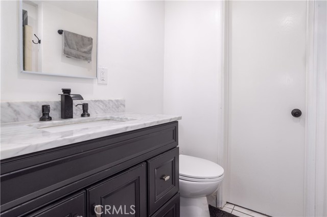 Detail Gallery Image 21 of 39 For 19127 Enadia, Reseda,  CA 91335 - 4 Beds | 2 Baths