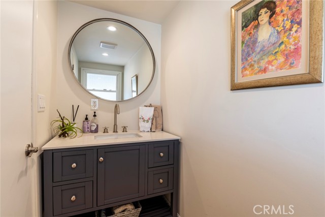 26206 Grayslake Road, Rancho Palos Verdes, California 90275, 4 Bedrooms Bedrooms, ,2 BathroomsBathrooms,Residential,Sold,Grayslake,SB22078897