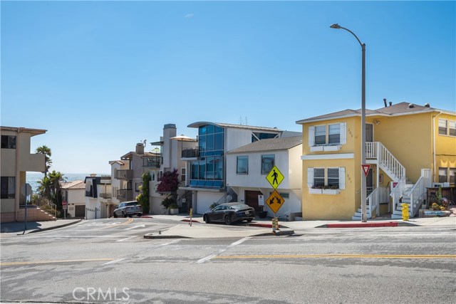 200 15th Street, Manhattan Beach, California 90266, ,Residential Income,Sold,15th,SB20051917