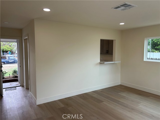 1102 Maxfield Street, Torrance CA: https://media.crmls.org/medias/2bffe386-f302-49ab-bad8-5b1d74d2c881.jpg