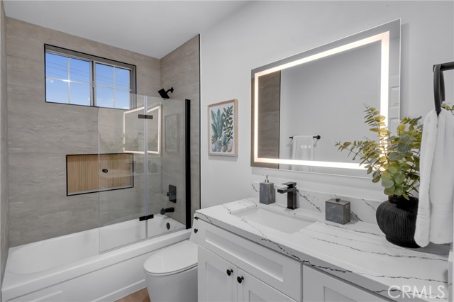 Detail Gallery Image 34 of 48 For 19261 Brae, Santa Ana,  CA 92705 - 4 Beds | 2 Baths