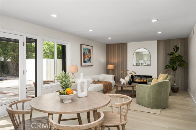 23652 Algiers Street, Mission Viejo CA: https://media.crmls.org/medias/2c013838-1d79-4ba8-8d5d-a53b94cce805.jpg