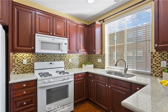 Detail Gallery Image 12 of 30 For 8509 E Kendra Loop, Orange,  CA 92867 - 3 Beds | 2/1 Baths
