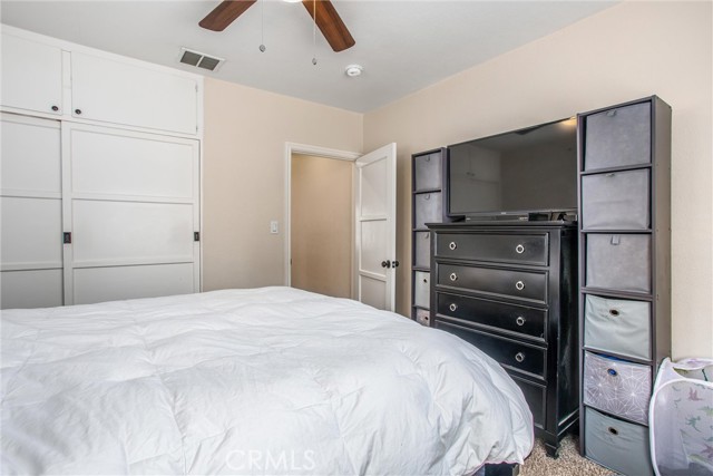 Detail Gallery Image 21 of 29 For 2215 Northbend St, Riverside,  CA 92501 - 3 Beds | 1 Baths