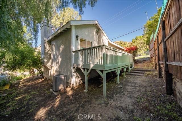 23564 County Line Road, Chatsworth (los Angeles), CA 91311 Listing Photo  46