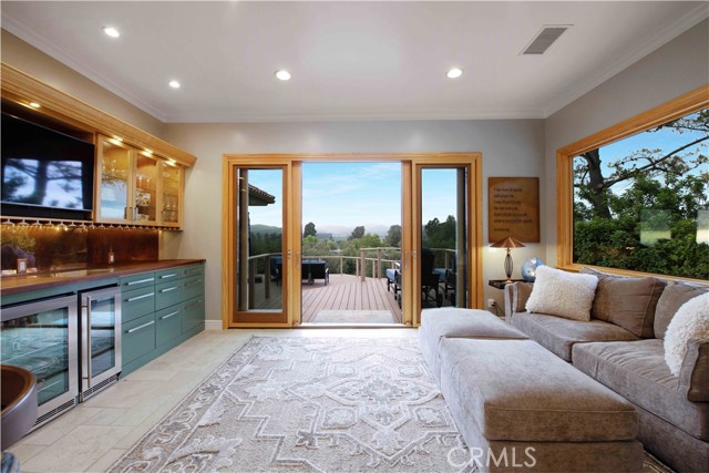 1525 Ramona Drive, Camarillo CA: https://media.crmls.org/medias/2c01d87f-3d80-47d5-bceb-846fa2d895b7.jpg