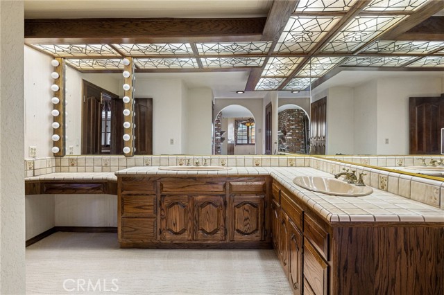 23511 Mirage Lane, Diamond Bar CA: https://media.crmls.org/medias/2c021b1f-f4d8-4174-8938-19544ed17161.jpg