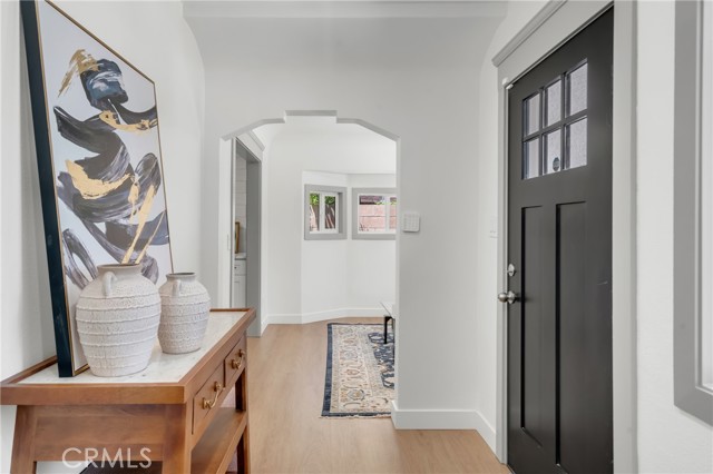 314 N Jackson Street, Santa Ana CA: https://media.crmls.org/medias/2c02b223-e018-4ea3-8faf-41d8eec7d014.jpg