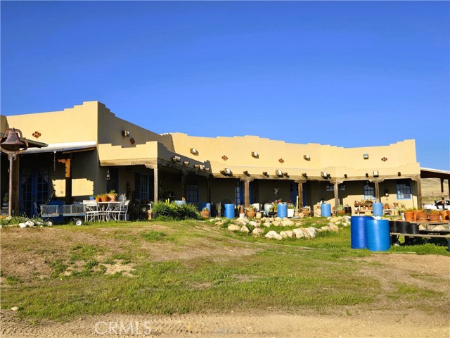 6002 General Beale Road, Arvin CA: https://media.crmls.org/medias/2c035ad8-78fd-4d3f-882f-42d90daa096f.jpg