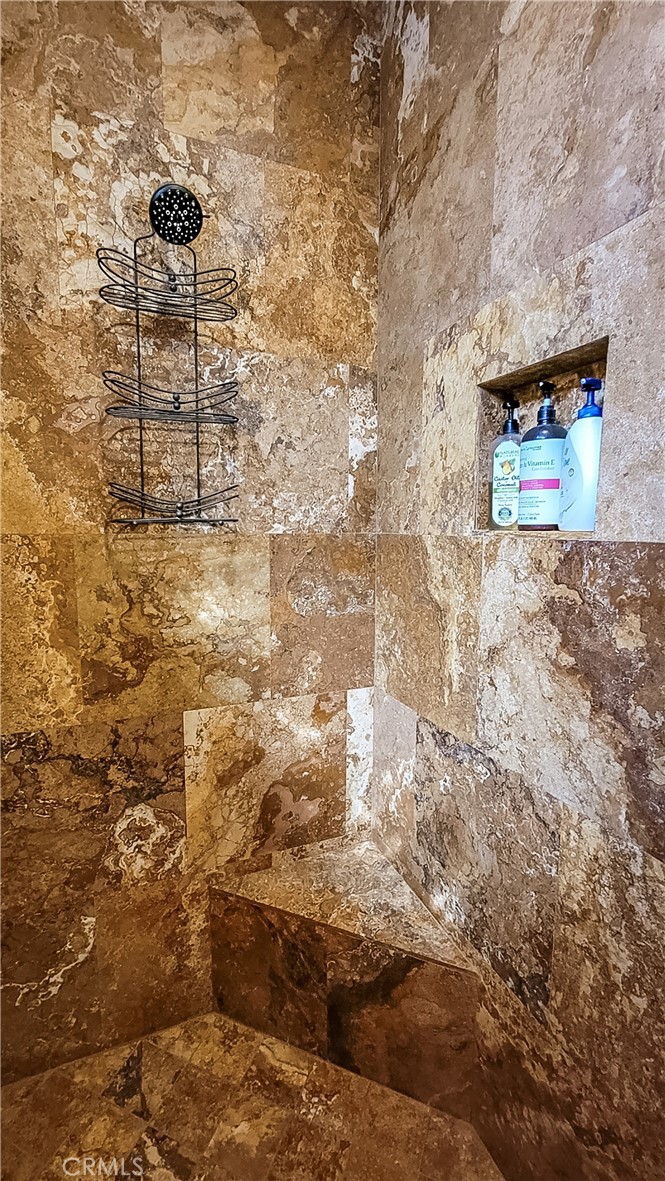 https://media.crmls.org/medias/2c046a70-f126-4c40-be70-b3f4e056a19a.jpg?preset=X-Large