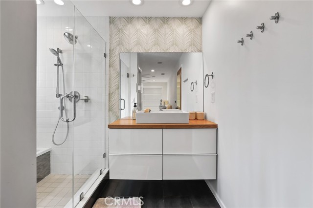 Detail Gallery Image 26 of 52 For 4123 North Virginia Road, Long Beach,  CA 90807 - 3 Beds | 2 Baths