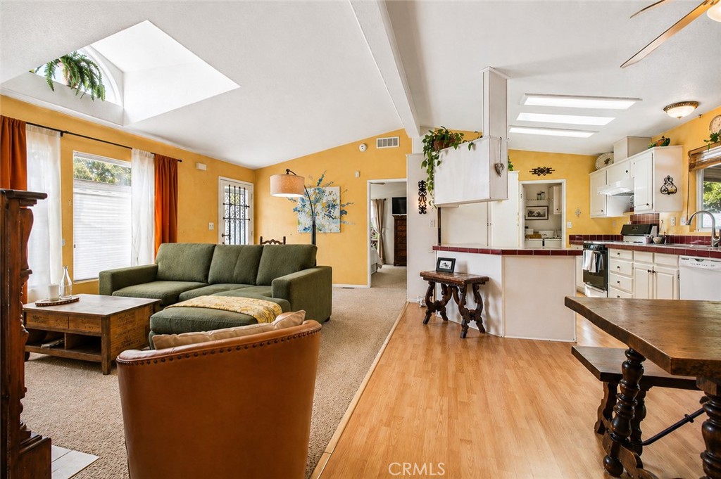 MLS #SR26092105 image #9