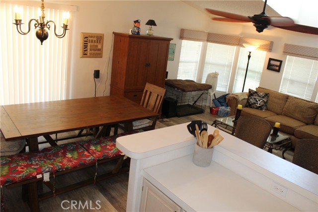 220 Colorado River Drive, Blythe CA: https://media.crmls.org/medias/2c05cbd2-f77d-4fac-a6eb-95219607ea16.jpg