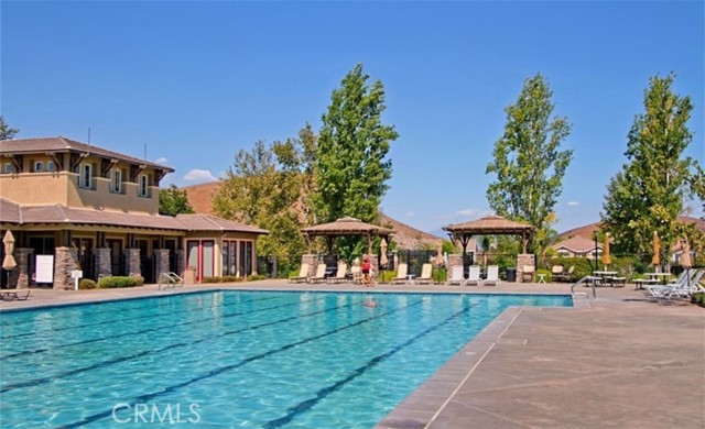 32023 Cottage Glen Drive, Lake Elsinore CA: https://media.crmls.org/medias/2c060e14-ef36-4251-a1e9-811bff9c5930.jpg
