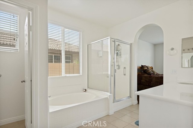 1467 Hunter Moon Way, Beaumont CA: https://media.crmls.org/medias/2c0687ca-f4af-46cb-b2dc-a747788a5645.jpg