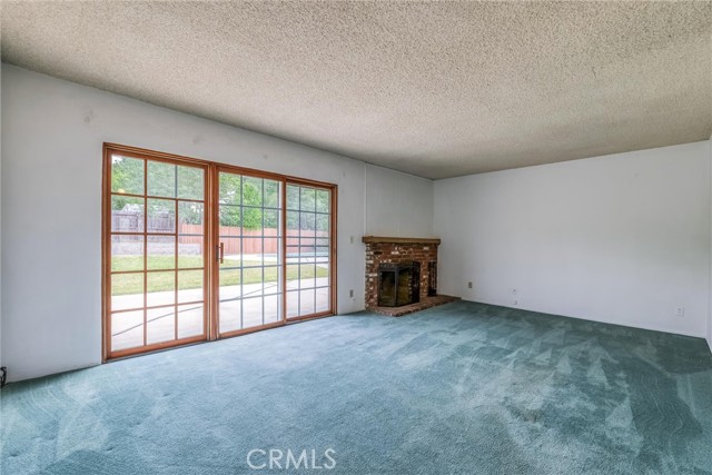 17415 Minnehaha Street, Granada Hills CA: https://media.crmls.org/medias/2c0690e2-c8dc-4b97-9f78-709cd774d2fc.jpg