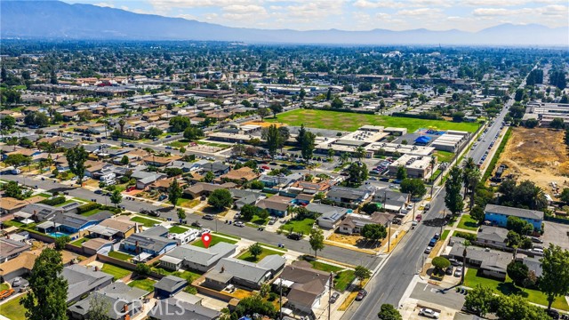 917 N Fuchsia Avenue, Ontario CA: https://media.crmls.org/medias/2c0695f8-1295-4908-a51f-a5e188a4615e.jpg
