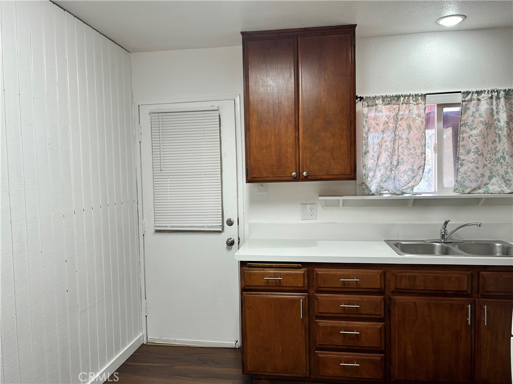 1005 Lincoln Avenue - photo 5