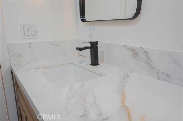 13755 Los Angeles Street, Baldwin Park CA: https://media.crmls.org/medias/2c07b704-8b38-46fe-bbe2-990f8f71af39.jpg
