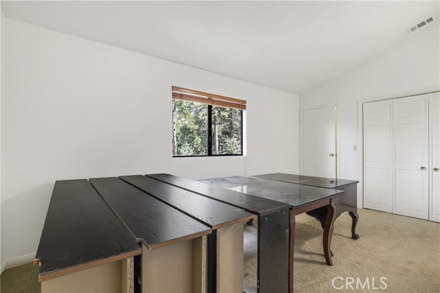 Detail Gallery Image 30 of 40 For 994 Lausanne Dr, Crestline,  CA 92325 - 4 Beds | 2/1 Baths