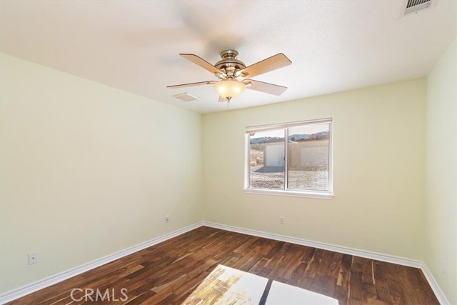 Detail Gallery Image 32 of 34 For 9050 Ponderosa Rd, Pinon Hills,  CA 92372 - 4 Beds | 2 Baths