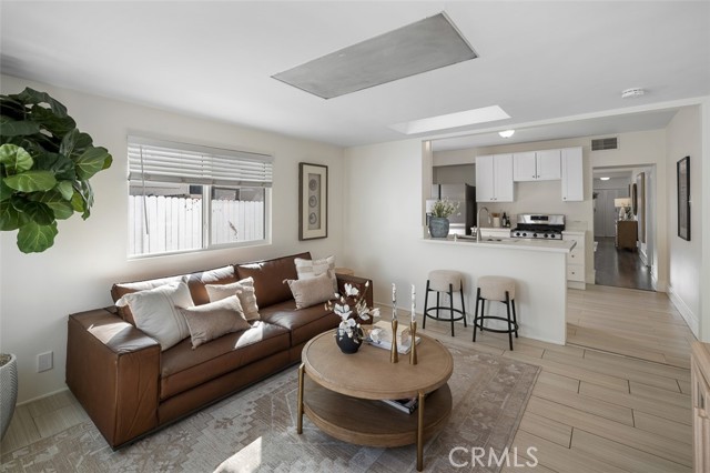 Detail Gallery Image 19 of 68 For 239 W Palm, Monrovia,  CA 91016 - 5 Beds | 3 Baths