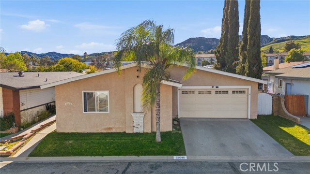 Front Image Thumbnail for CRDW26050140