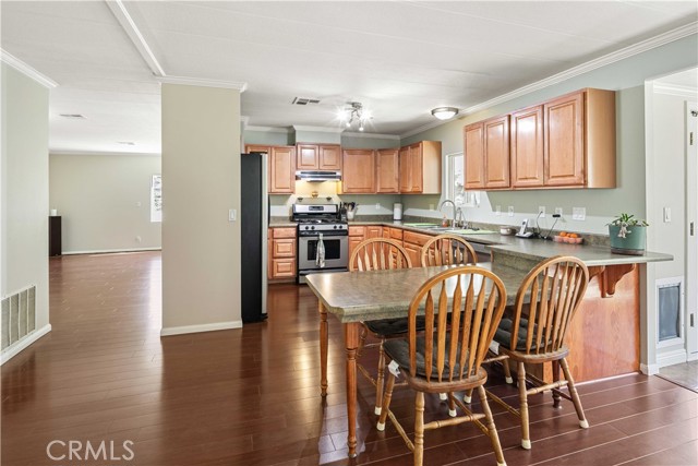 Detail Gallery Image 9 of 48 For 28274 San Martinez Grande Canyon Rd, Castaic,  CA 91384 - 3 Beds | 3 Baths