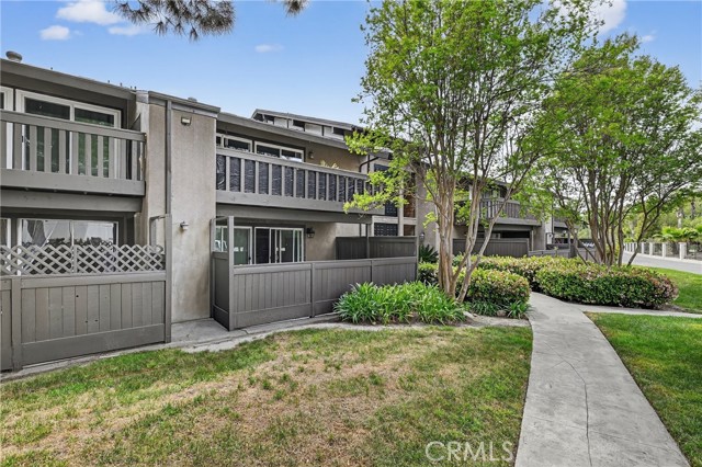 Detail Gallery Image 2 of 26 For 28661 via Las Flores #307,  Murrieta,  CA 92563 - 1 Beds | 1 Baths