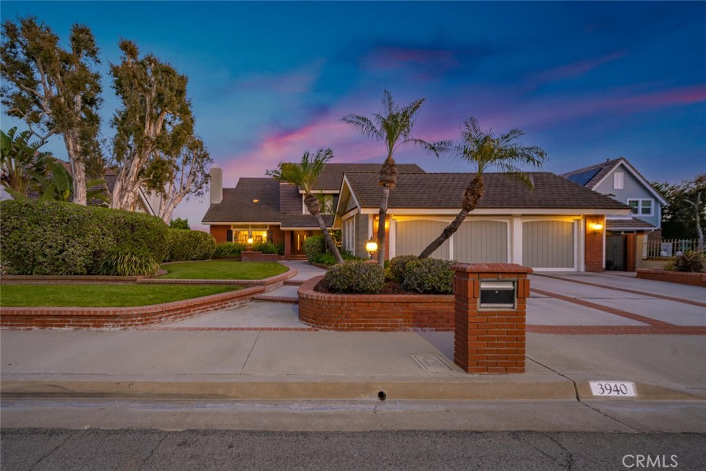 3940 E Green Clover Circle, Orange, CA 92867