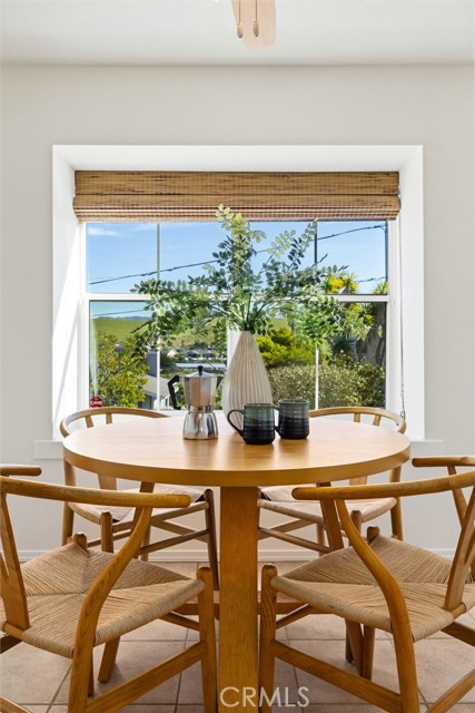 Detail Gallery Image 6 of 37 For 2315 Adams St, Cambria,  CA 93428 - 4 Beds | 3 Baths