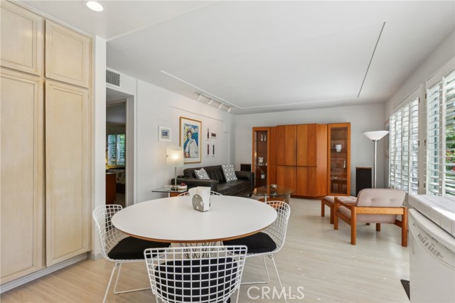 8351 Kentland Avenue, West Hills CA: https://media.crmls.org/medias/2c0c6485-2aef-4e2e-b0d8-c85a147c56a9.jpg