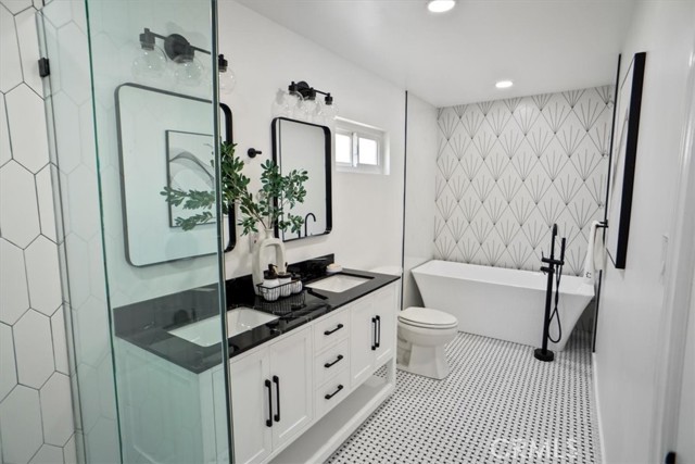 Detail Gallery Image 10 of 28 For 710 N Buena Vista St, Burbank,  CA 91505 - 3 Beds | 2 Baths