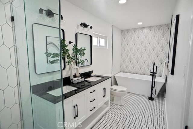 Detail Gallery Image 10 of 28 For 710 N Buena Vista St, Burbank,  CA 91505 - 3 Beds | 2 Baths